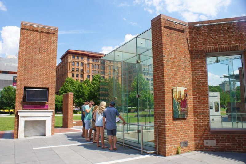 Philadelphia: History, Highlights & Revolution Walking Tour - The Museum of the American Revolution