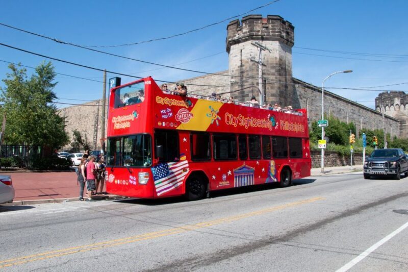 Philadelphia: Open-Top Nighttime Bus Tour - An In-Depth Look at the Philadelphia Nighttime Bus Tour