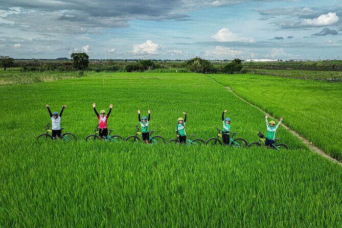 Phnom Penh Bike & Boat Sunset Tour - Key Points