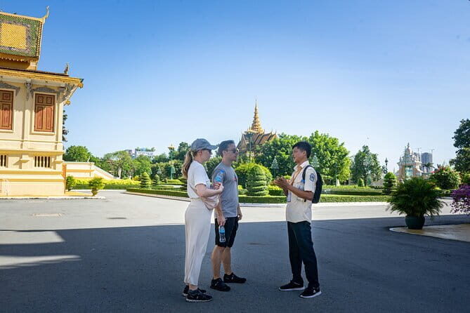 Phnom Penh City Tour & Street Art By Vespa - The Experience: What It Feels Like