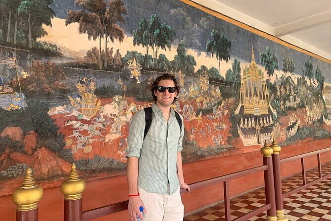 Phnom Penh Full Day City Tour, Breakfast & Lunch by Tuk-Tuk - Practical Considerations and Tips
