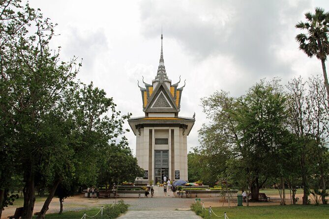 Phnom Penh Half Day City Tour with a Local by Car - Why This Tour Delivers Good Value
