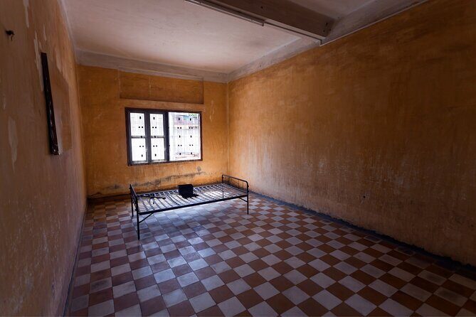 Phnom Penh Half Day City Tour with a Local by Car - FAQs