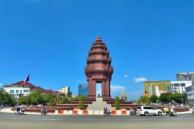 Phnom Penh Hop-on Hop-off Highlight Tour including Killing Fields - FAQs