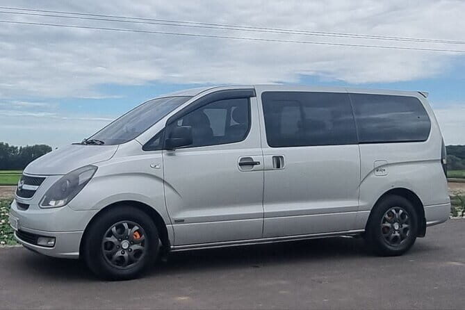 Phnom Penh to Sihanoukville by Private Car or Minivan - Who Should Book This?