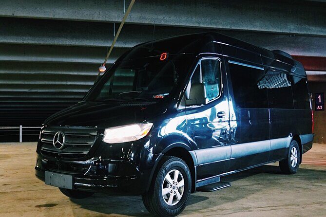 Phoenix Arrival Chauffeur Driven Transport by Executive Sedan - A Closer Look at the Service