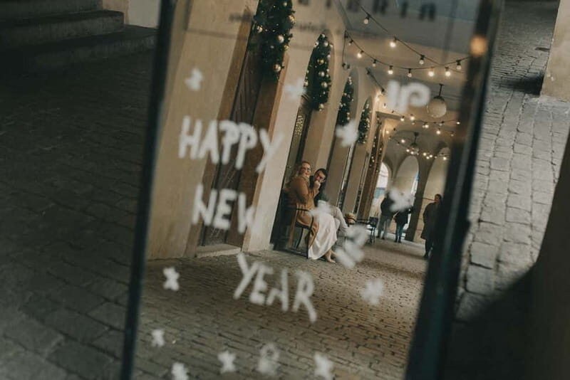 Photo Session in Prague:Shots with Iconic Landmarks - Photography Tour in Prague: Capture Stunning Shots with Iconic Landmarks