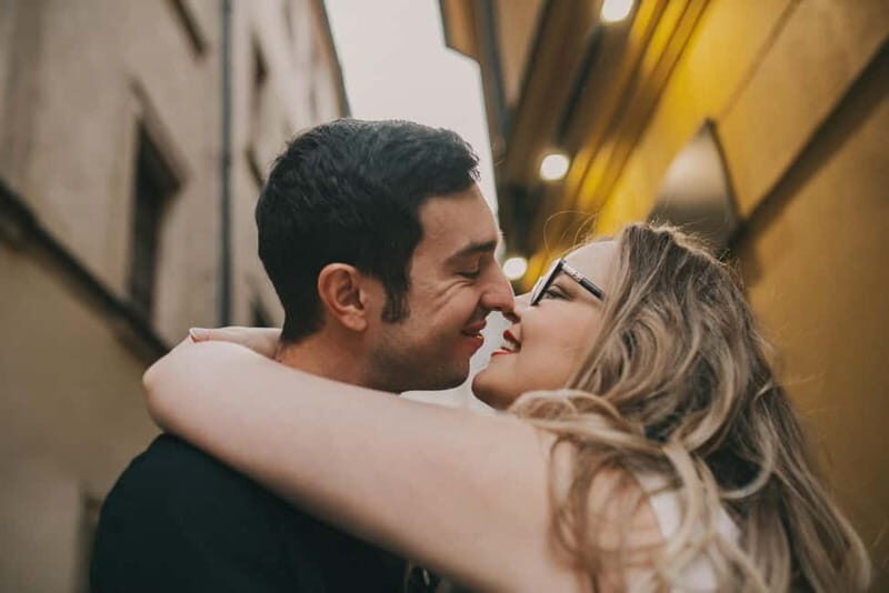 Photo Session in Prague:Shots with Iconic Landmarks - A Closer Look at the Prague Photo Session Experience