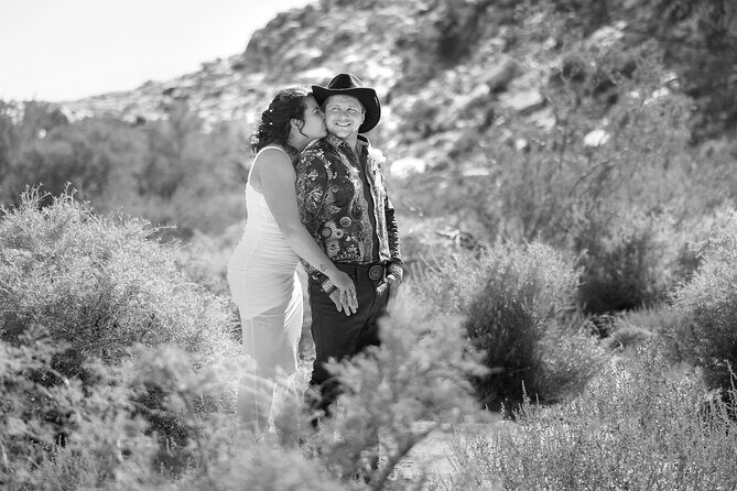 Photo Shoot at Red Rock Canyon in Calico Basin - FAQ
