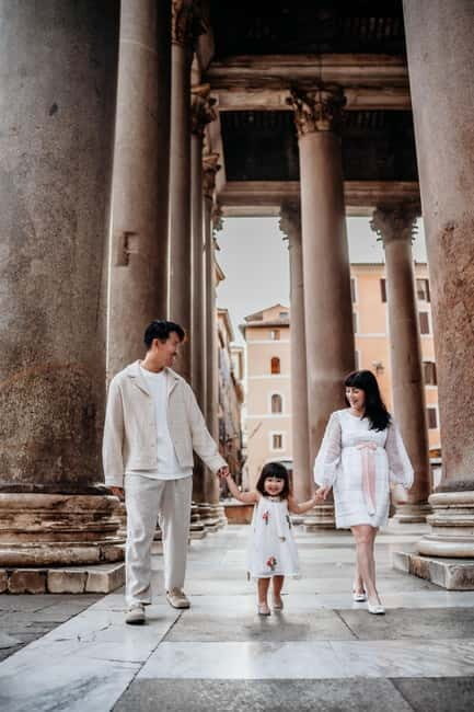 Photo Shoot in Rome with Vespa And Vintage Fiat 500 Options - What to Expect from the Tour