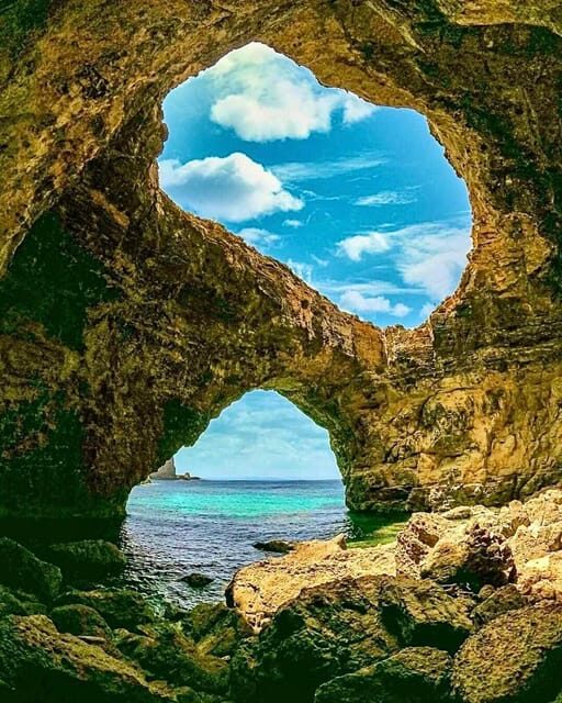 Photo Shoots Adventure - Trips in Lovers Cave, Gozo & Comino - An In-Depth Look at the Tour