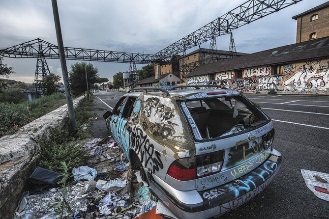 Photo Tour in the Ostiense district: forfeiture and redevelopment - Exploring the Itinerary in Detail