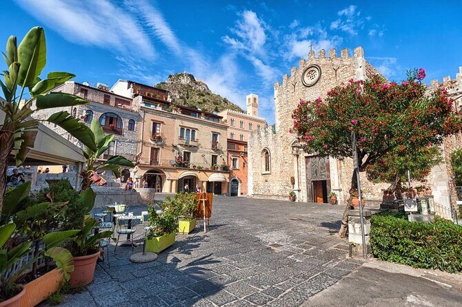 Photo Tour with Professional Private and Guided in Taormina - Key Points