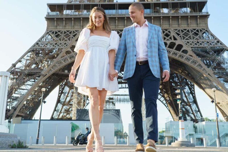 Photographer in Paris: Eiffel Tower and the most beautiful spots for a photo shoot - FAQs