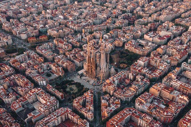 Photographer, Professional Photo Shoot - Barcelona - An Overview of the Barcelona Photography Experience