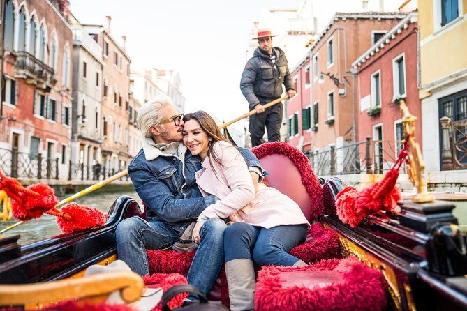 Photographer, Professional Photo shoot - Venice - A Deep Dive into the Venice Photoshoot Experience