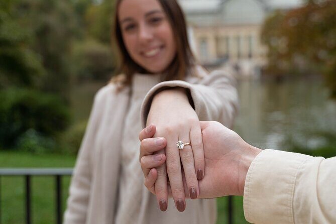 Photographic tour of Madrid with a professional photographer - Frequently Asked Questions