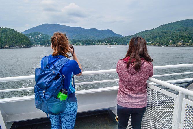Photography, Hiking & Ferry to Bowen Island - A Full-Day Journey into Vancouver’s Natural Beauty and Photography