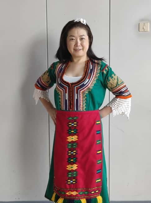 Photos with traditional costumes in Sofia - Practicalities and Tips