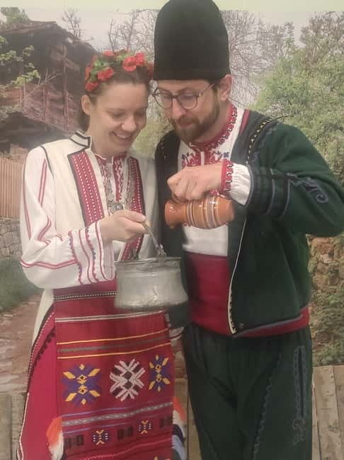 Photos with traditional costumes in Sofia - FAQs
