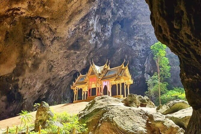 Phraya Nakhon Cave, Sam Roi Yod National Park - Introduction