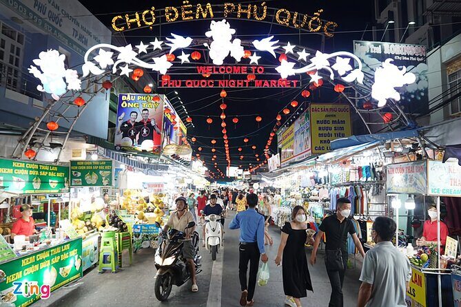 Phu Quoc City - Local Street Food Tour By Night - Transport, Timing, and Group Size