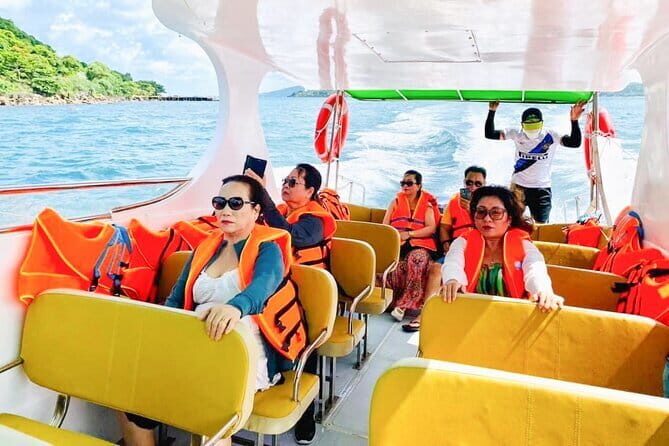 Phu Quoc Private Day Tour in Four Islands by Canoe and Cable Car - Analyzing the Value