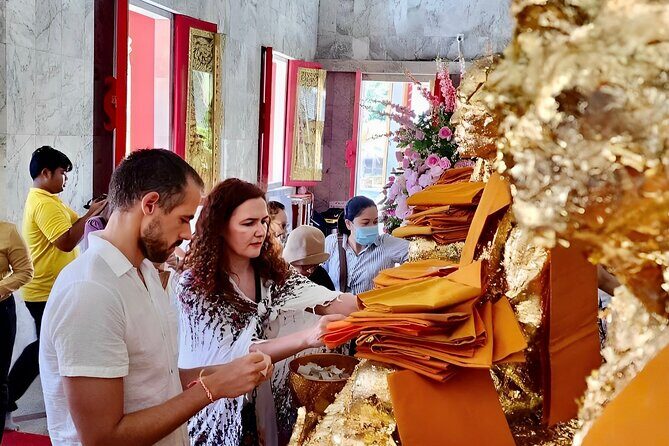 Phuket City Tour & Elephant Sanctuary: Sights, Tastes, Culture - Cultural Reflection at Chaithararam Temple (Wat Chalong)