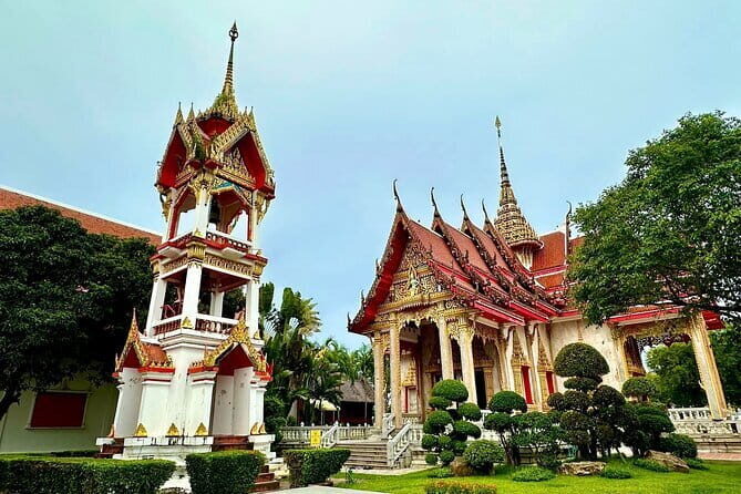 Phuket's Cultural Heart: Wat Chalong & Old Town Tour - Key Points