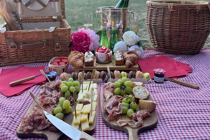 Picnic like a parisian - Value and Practical Considerations