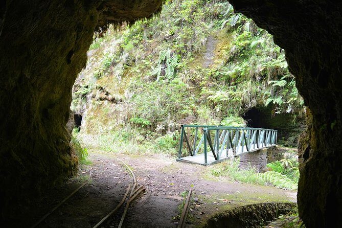 Pico Arieiro To Pico Ruivo / Highest Peak Challenge - An In-Depth Look at the Pico Peak Challenge