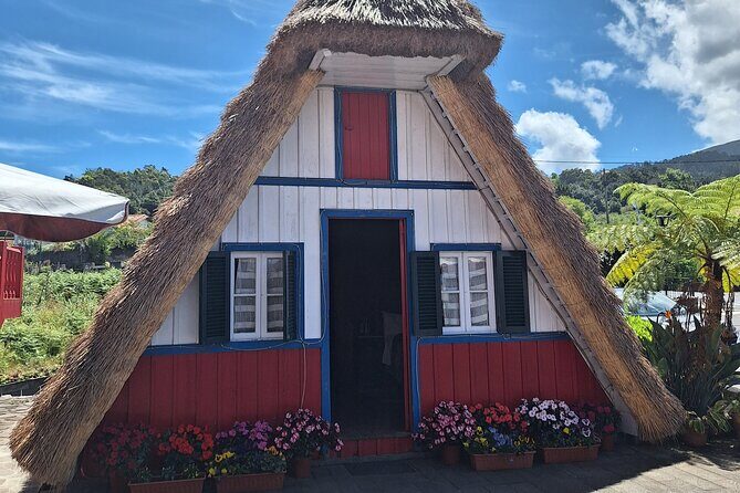 Pico do Areeiro to Pico Ruivo PR1 Private Hike - FAQ