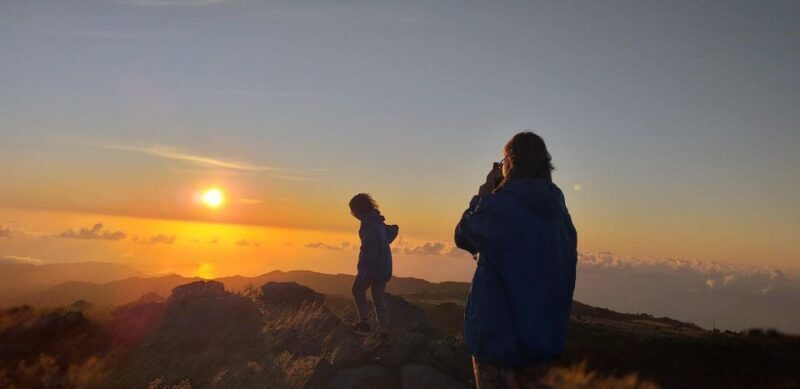 Pico do Arieiro: Private 4x4 Sunrise Trip with Hot Drinks - Exploring the Pico do Arieiro: Private 4x4 Sunrise Trip with Hot Drinks