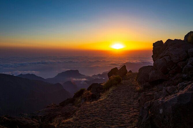 Pico do Arieiro Sunrise Tour with Local Breakfast from Funchal - A Detailed Look at the Pico do Arieiro Sunrise Tour
