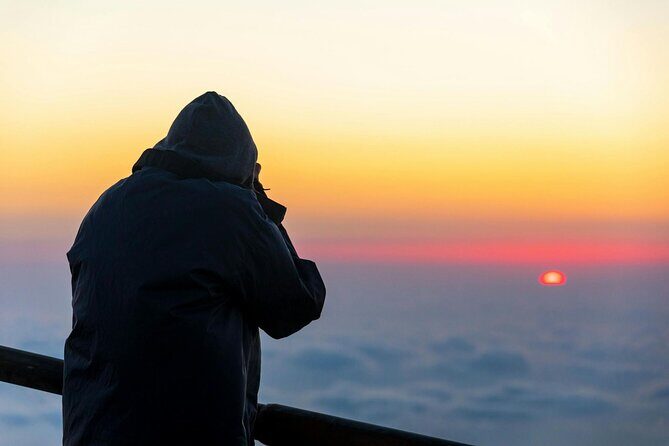 Pico do Arieiro Sunrise Tour with Local Breakfast from Funchal - Analyzing the Value and Practicalities
