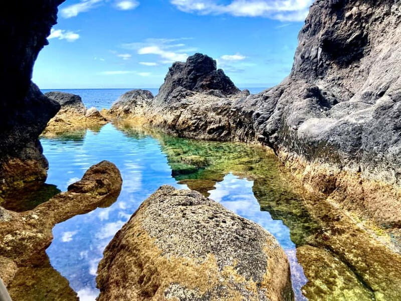 Pico island: highlights, wine tasting and local gastronomy - Key Points