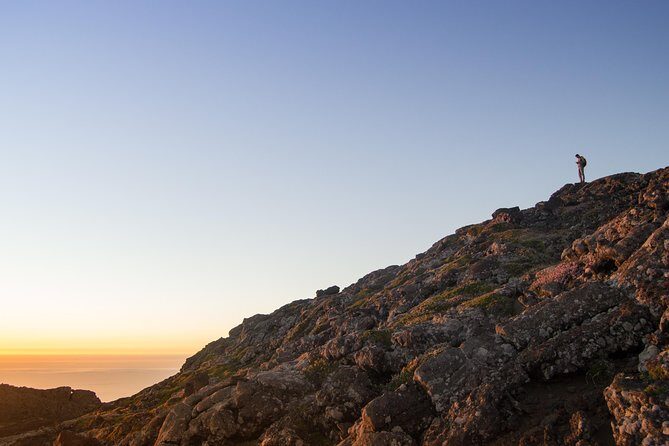 Pico Mountain Climbing private tour - with round trip from Faial - FAQs