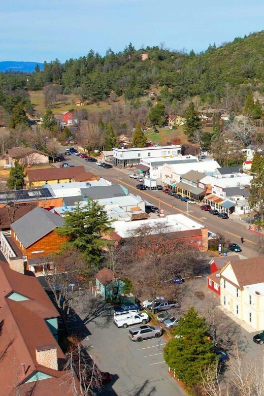 Pies & Pickaxes: A Historic Walking Tour of Julian, CA - Why This Tour Works for Different Travelers