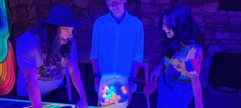 Ping pong or shuffleboard for up to 6 players - FAQ