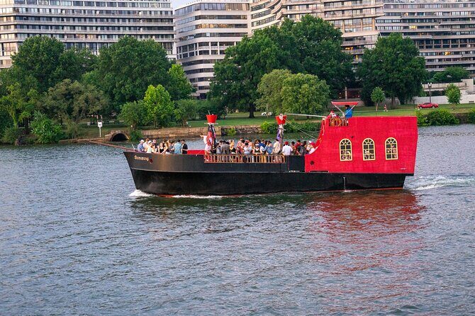 Pirate Ship Treasure Hunt Cruise along Potomac (Family-Friendly) - FAQ