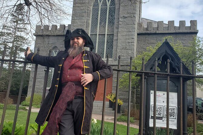 Pirates and Privateers Walking Tour with Real Pirates Admission - What You’ll Love About This Tour