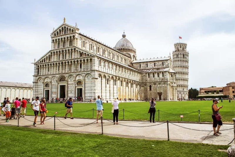Pisa: Entrance Ticket to Leaning Tower & Cathedral - The Sum Up
