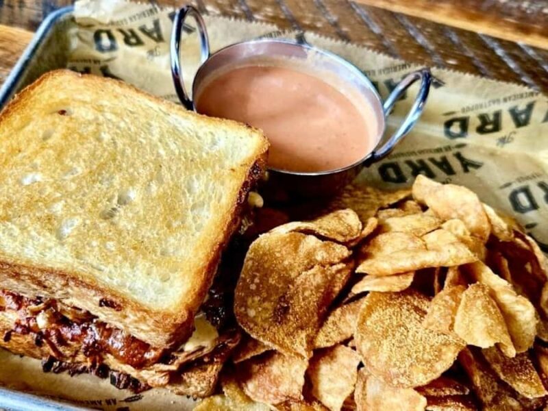 Pittsburgh: Downtown Food Tour with 6 Gems Food Tastings - Key Points