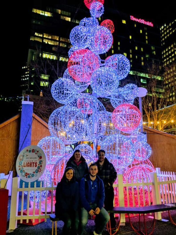 Pittsburgh: Downtown Holiday Lights Walking Tour - FAQ