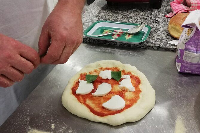 Pizza course in Catania with Show Cooking Cannolo - Experience a Taste of Sicily: Pizza Course in Catania with Show Cooking Cannolo