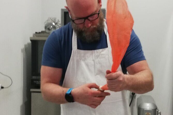 Pizza course in Catania with Show Cooking Cannolo - Key Points