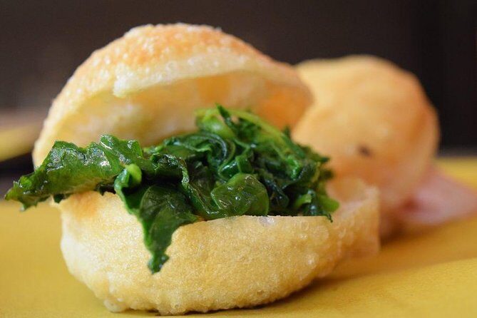 Pizza e Tiramisù class with local mum in Positano - The Value of the Experience