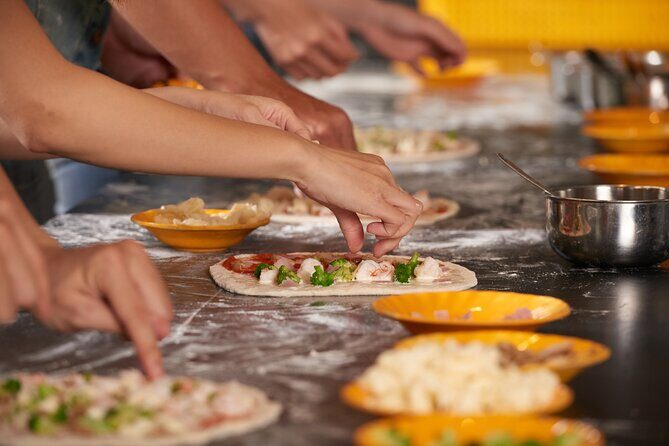 Pizza, Pasta and Tiramisù Cooking Class with Chef in Rome - Key Points