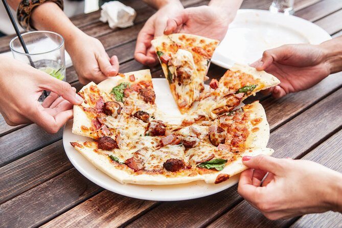 Pizza Walking Tour in Manhattan with Friendly Local Guide - Exploring the Itinerary: What to Expect at Each Stop