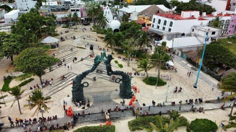 Playa del Carmen: A Sensory Tour Through Mexico's Culinary Memory - A Walk Through Playa del Carmen: More Than Just a Beach Town